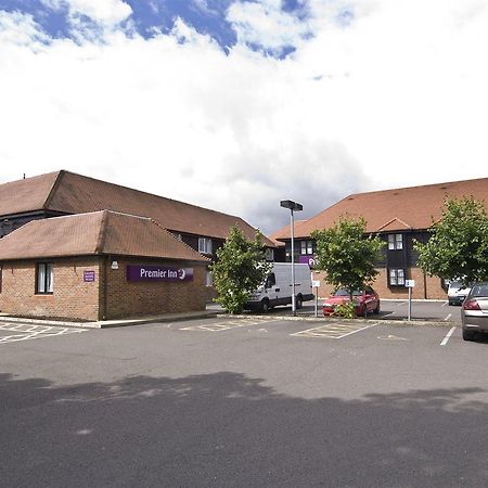 Premier Inn Aylesbury Aylesbury  Exteriör bild